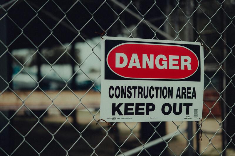 海外アダルトサイトの危険性とは？！危ないサイトにアクセスしないための方法や対策を紹介