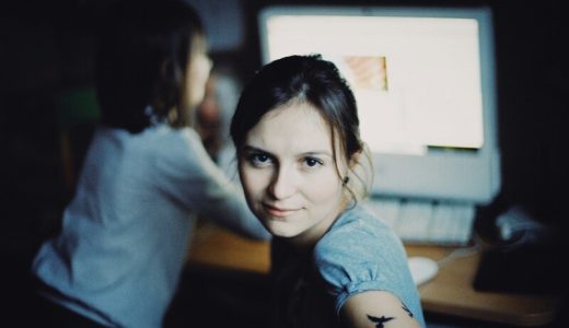 無料アダルトサイトの危険性とは？実際の被害事例を元に詳細に解説